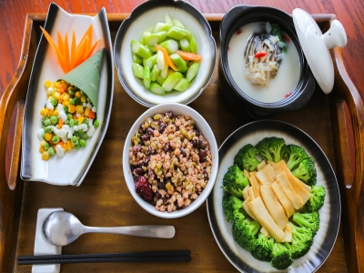 【產(chǎn)后】寶媽產(chǎn)后月子餐如何做到飲食營養(yǎng)均衡呢？